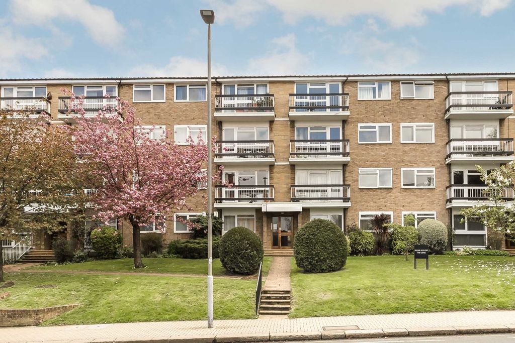 Property photo 1 of 6