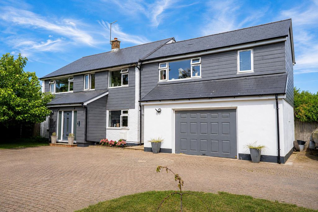 Property photo 1 of 39 Db4cd94c-6E21-437d-85Ea-766c473Afee4.Png