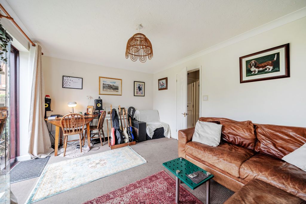 Property photo 3 of 17