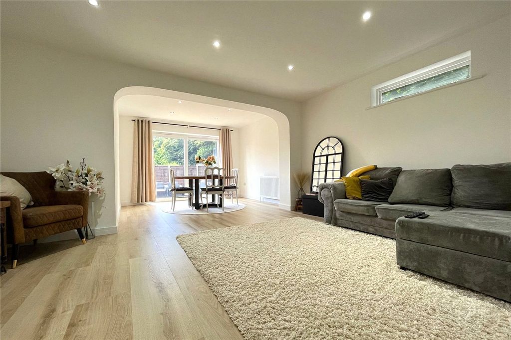 Property photo 3 of 26 Picture No. 42