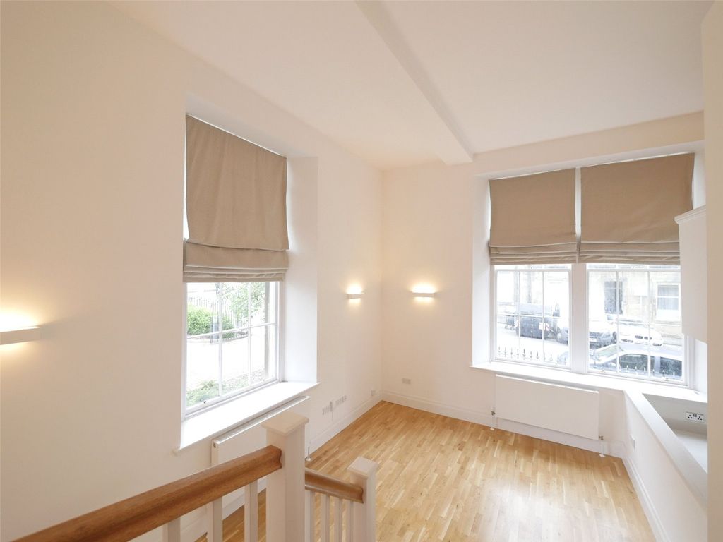 Property photo 2 of 16 Photo 2