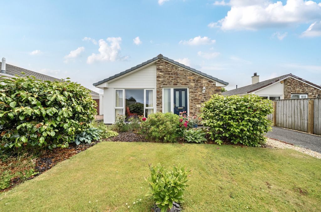 Property photo 1 of 19 1 - 1306387-12-68483c...