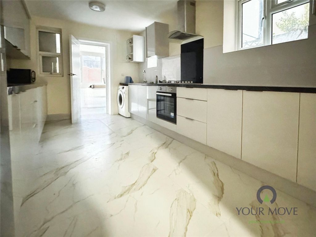 Property photo 1 of 12 Picture No. 30