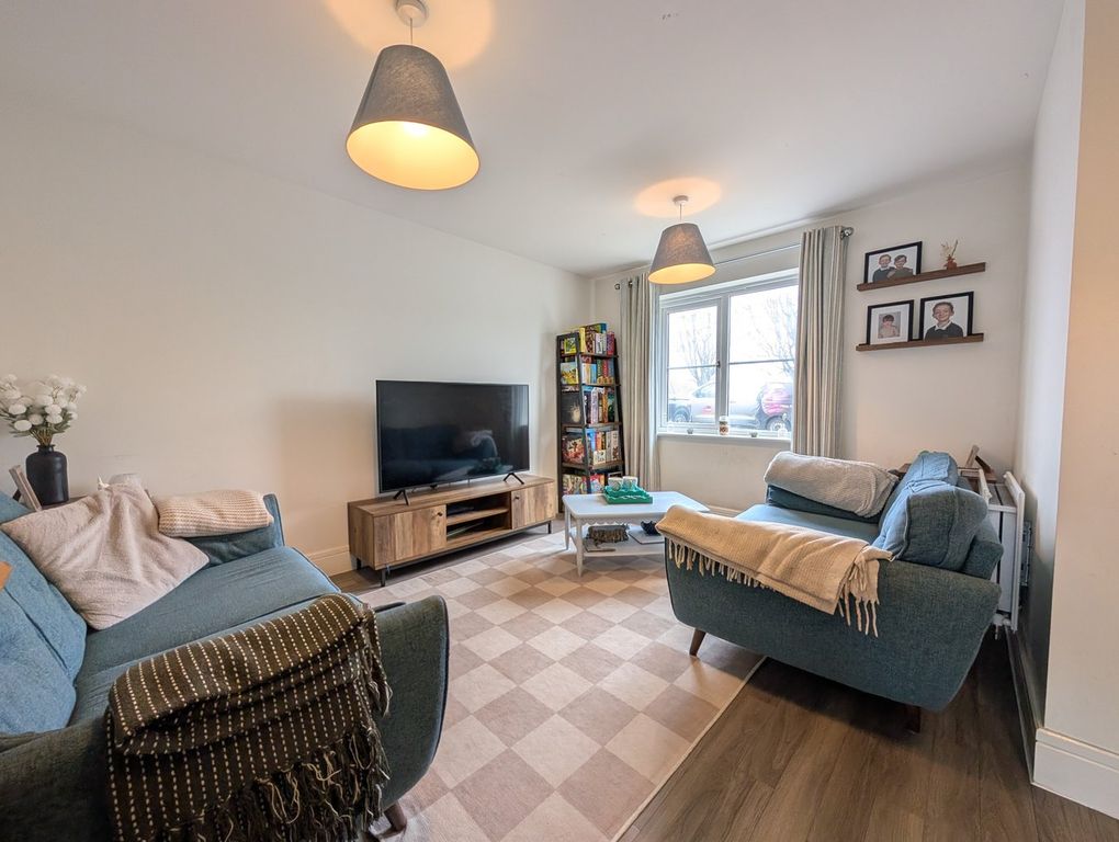 Property photo 3 of 23