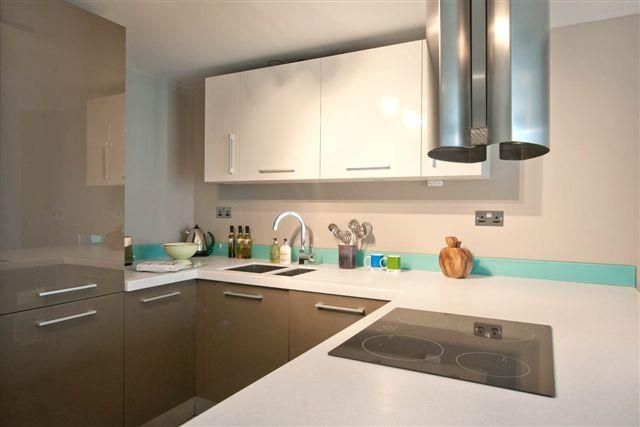 Property photo 2 of 14 Kitchen