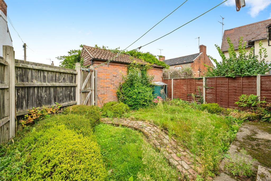 Property photo 3 of 17