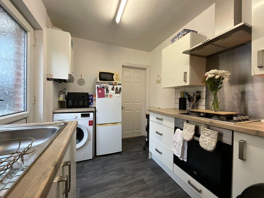 Property photo 2 of 12 4470692