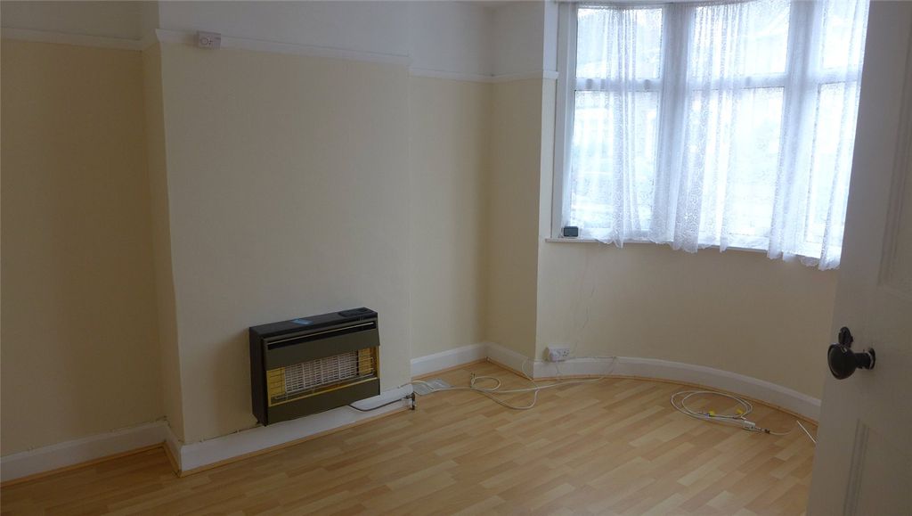 Property photo 2 of 10 Picture No. 07