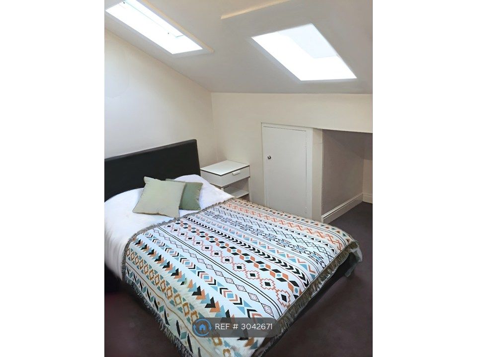 Property photo 2 of 6