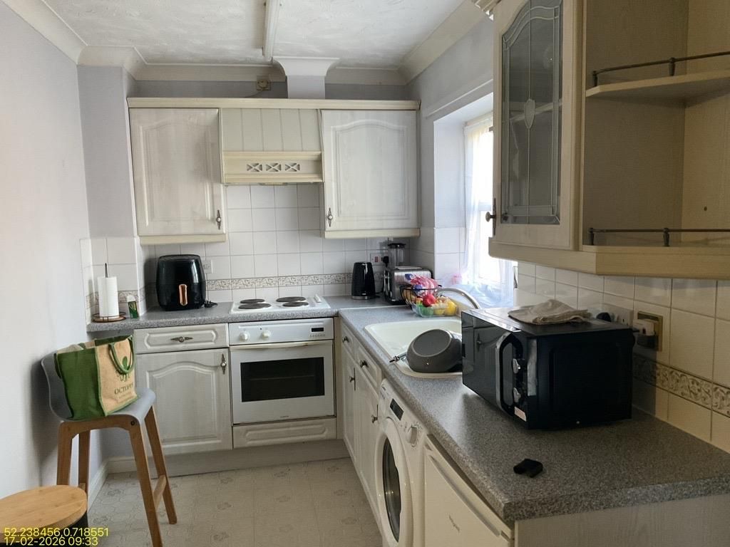 Property photo 2 of 6 Kitchen.Jpeg