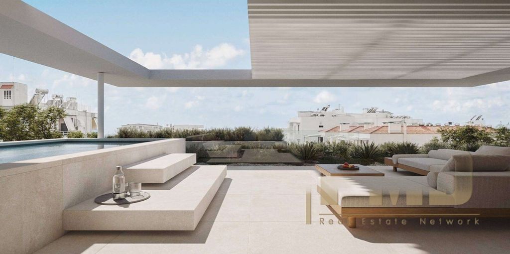 Property photo 1 of 8 Sea View Penthouse With Private Pool For Sale In Glyfada