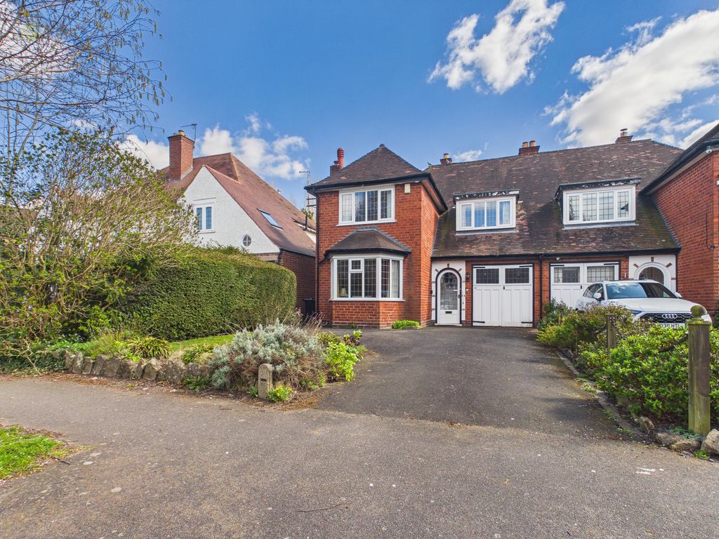 Property photo 1 of 45 Cam05459G0Pr0152Still006