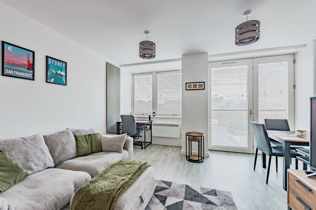 Property photo 3 of 9