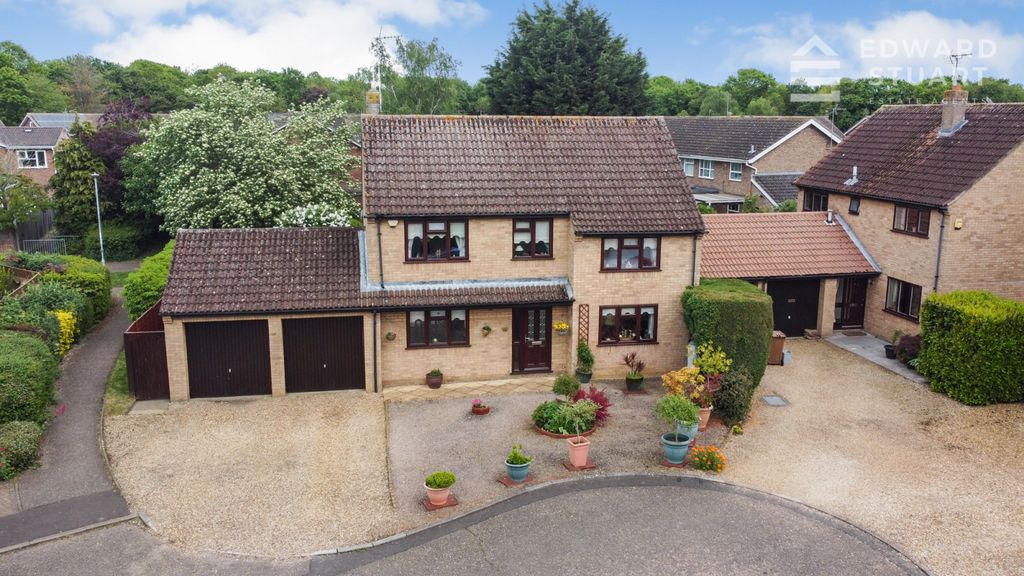 Property photo 1 of 21 86 Stonebridge