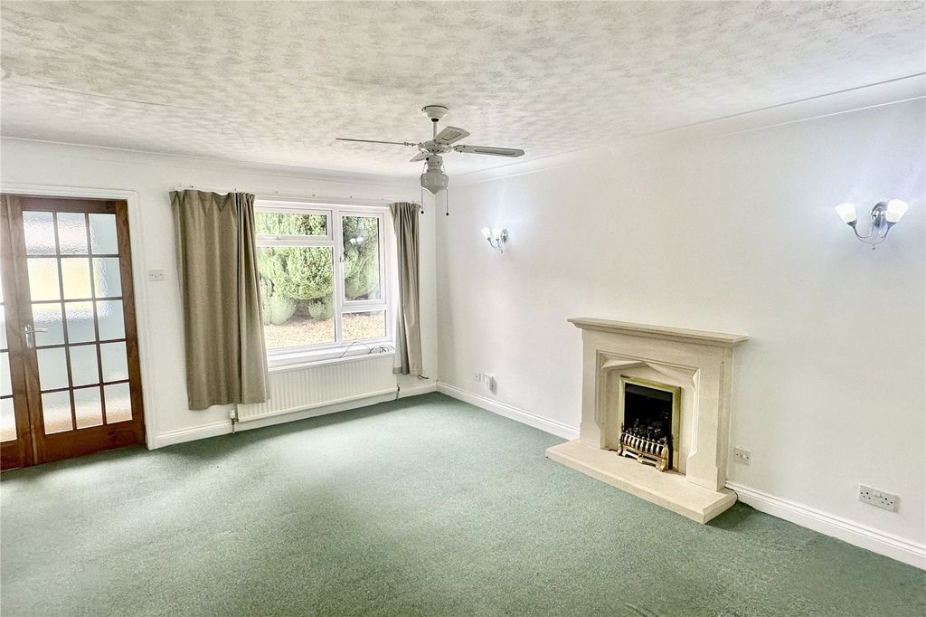 Property photo 3 of 11 Picture No. 10