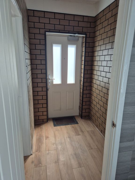 Additional image 6 of 1 bed flat to rentAmmanford SA18