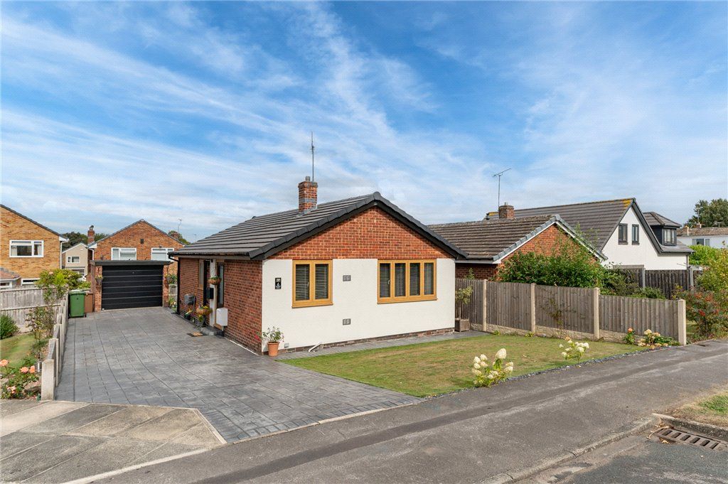 Property photo 1 of 25 External Front