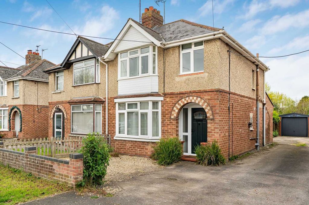 Property photo 1 of 20