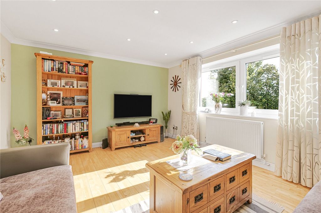 Property photo 2 of 13 Reception Room