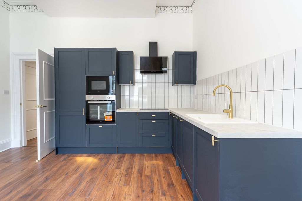 Property photo 1 of 39