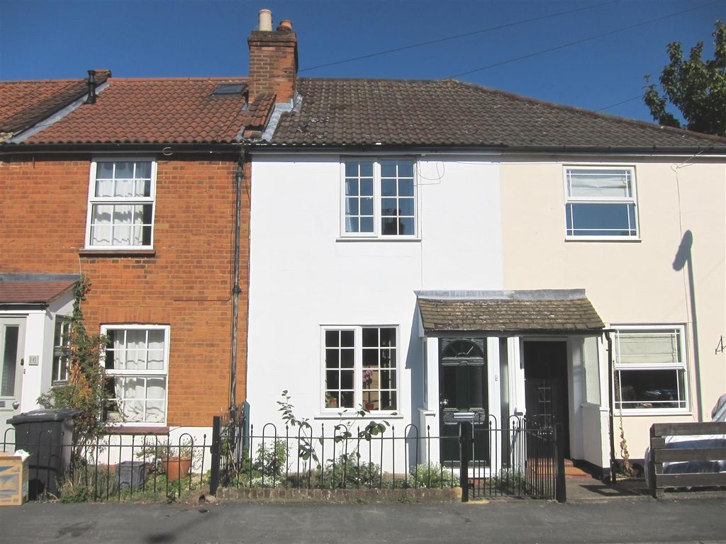 Property photo 1 of 8