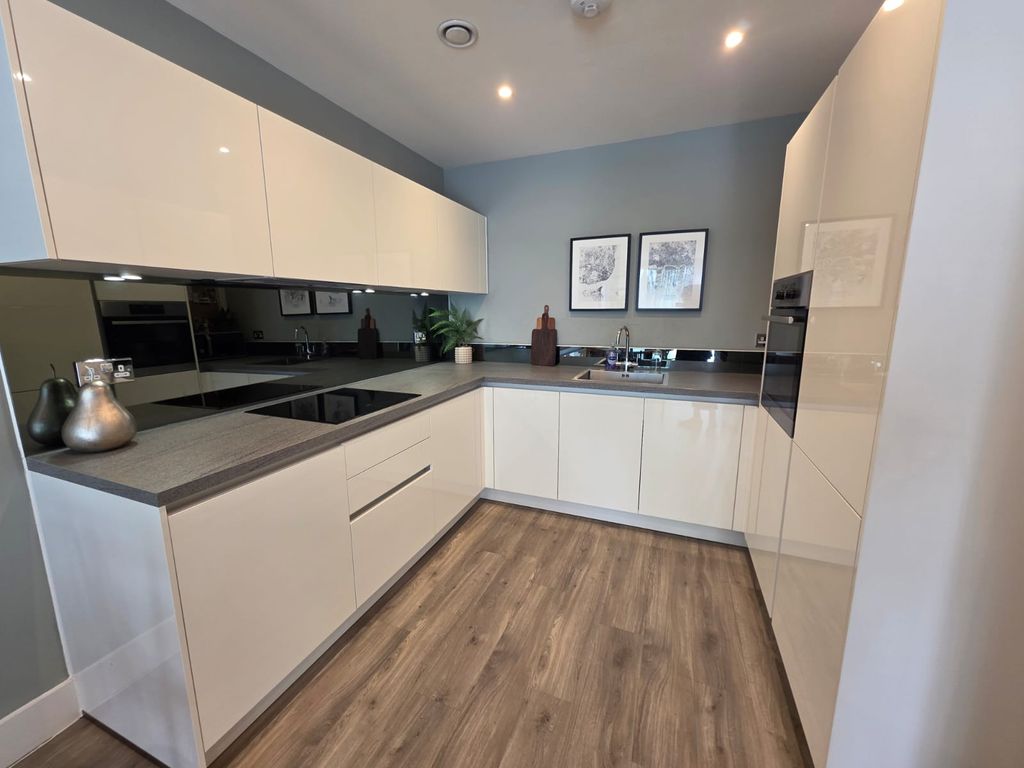 Property photo 2 of 7 Gallery