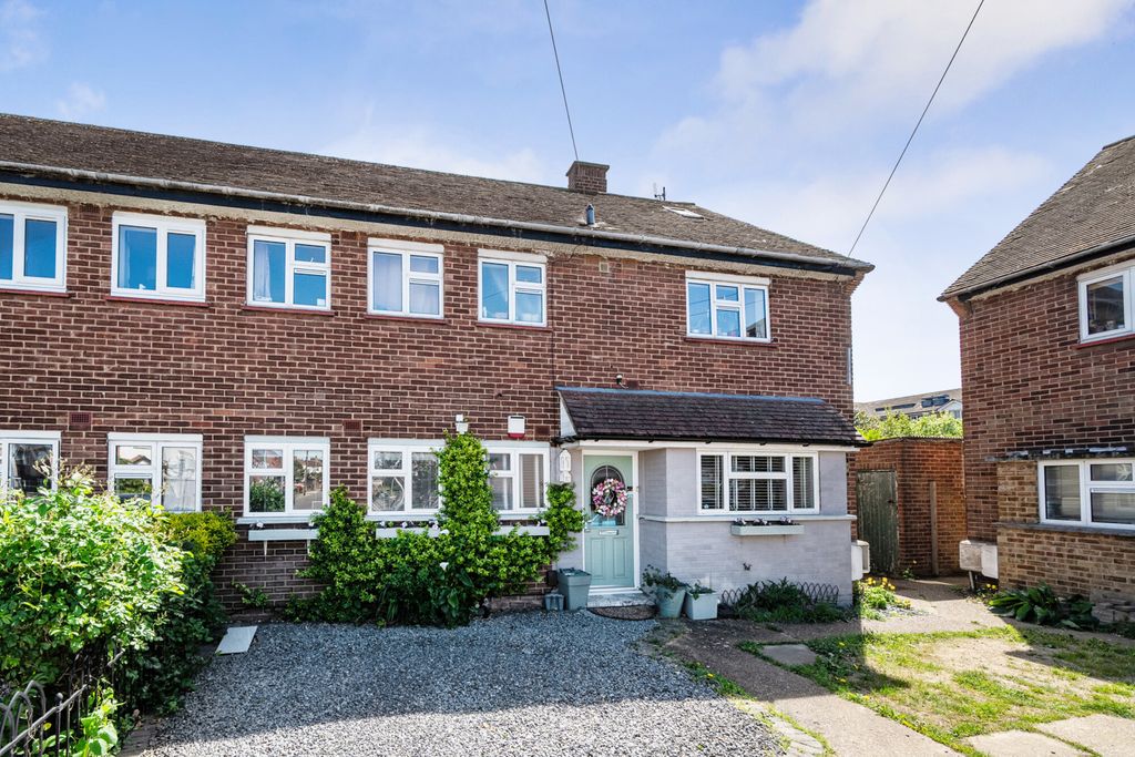Property photo 1 of 17 1452582-20-69F1Fd...