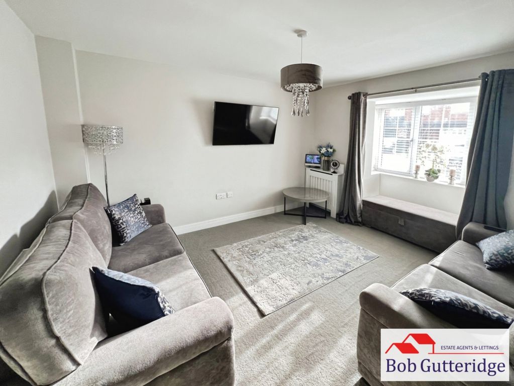 Property photo 2 of 21