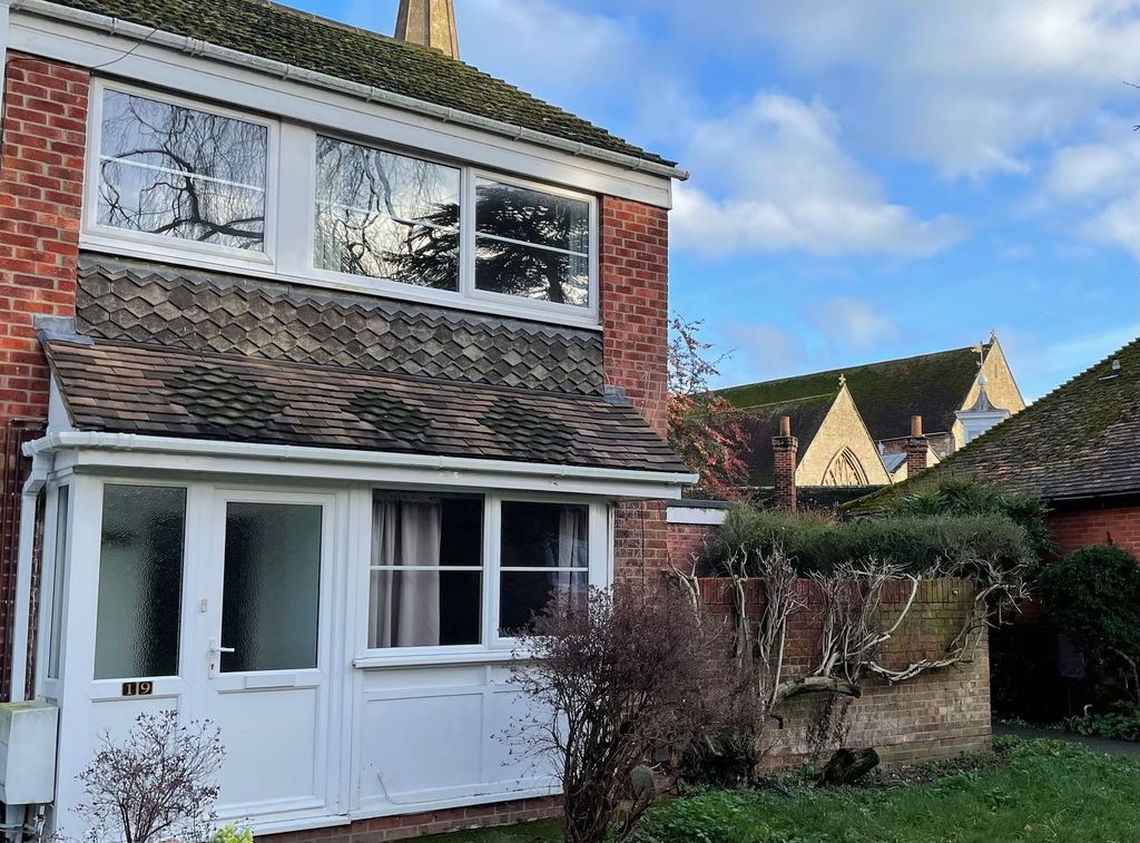 Property photo 1 of 11