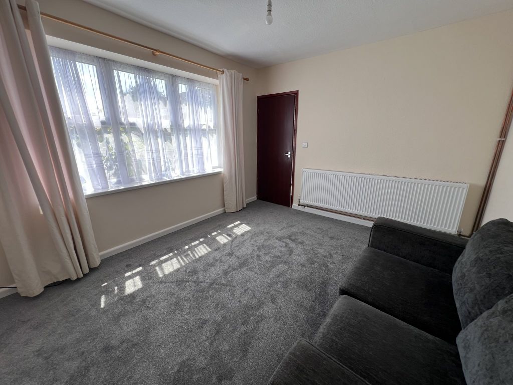 Property photo 3 of 13 Img_1373
