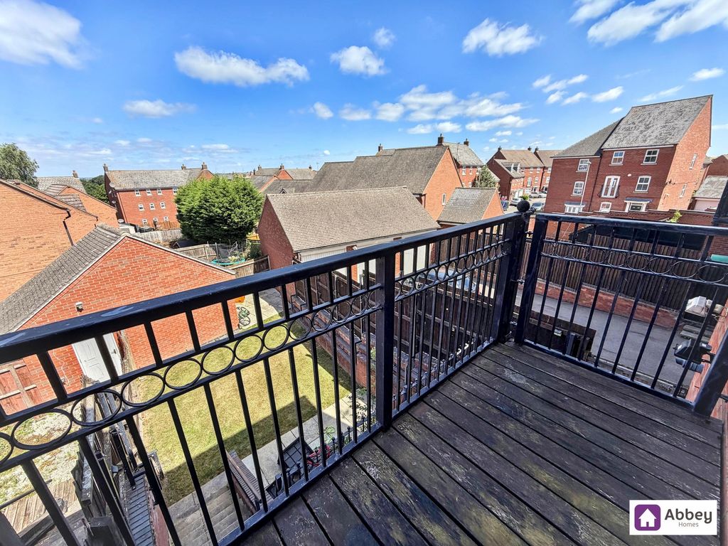 Property photo 3 of 15 Balcony
