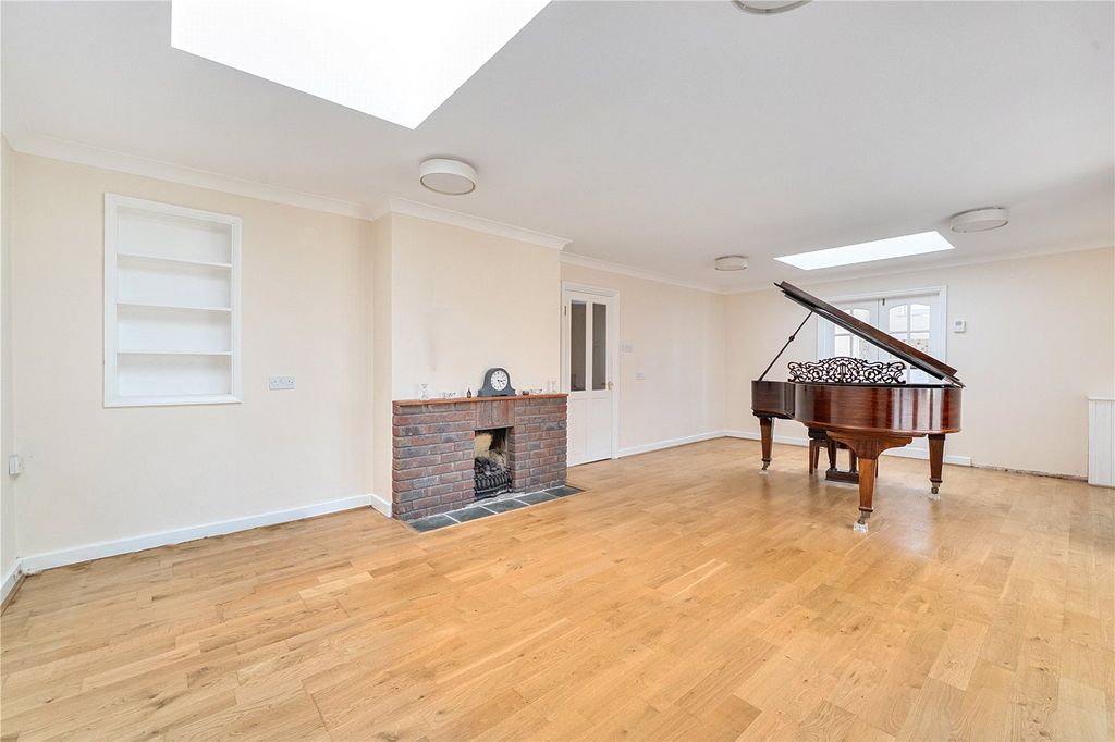 Property photo 3 of 26 Reception Room