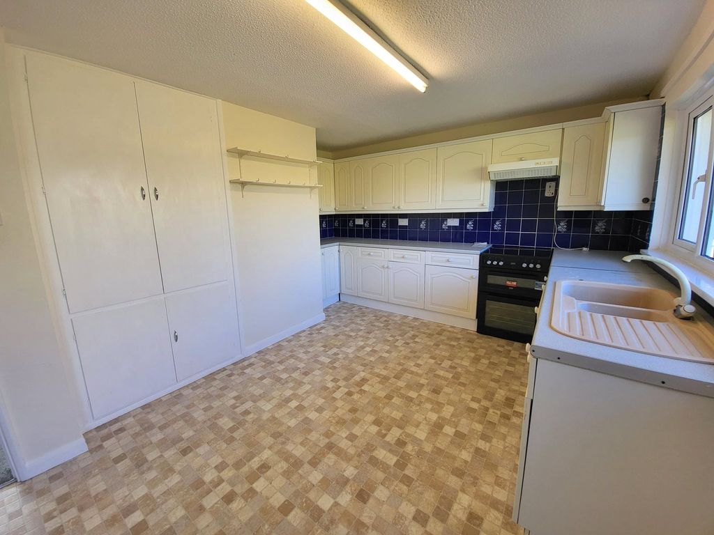 Property photo 2 of 7 Picture No. 09