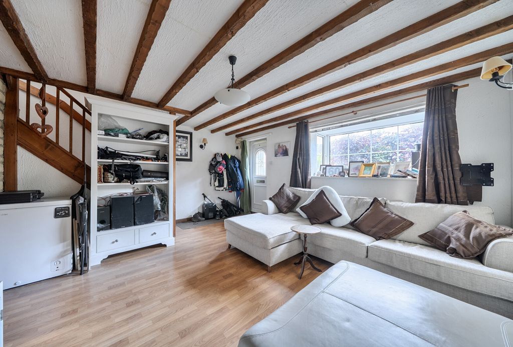 Property photo 2 of 17 1463118-17-6A0602...