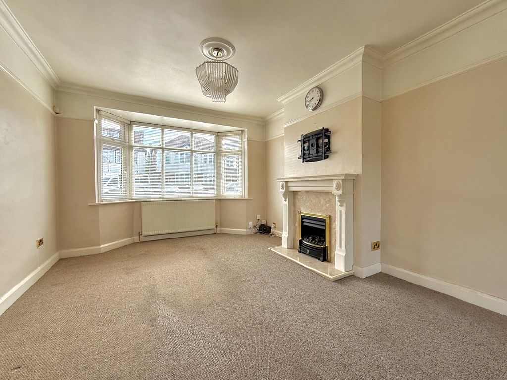 Property photo 2 of 12 Living Room
