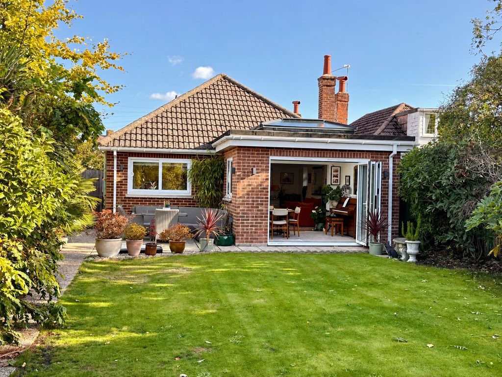 Property photo 1 of 27