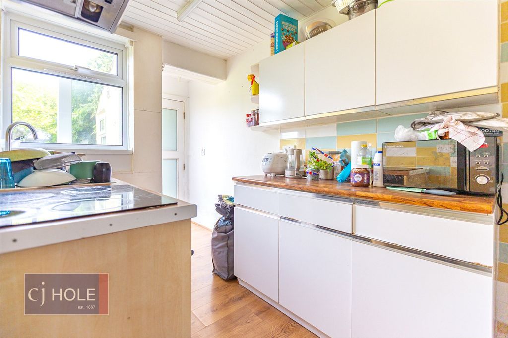 Property photo 3 of 15 Picture No. 19