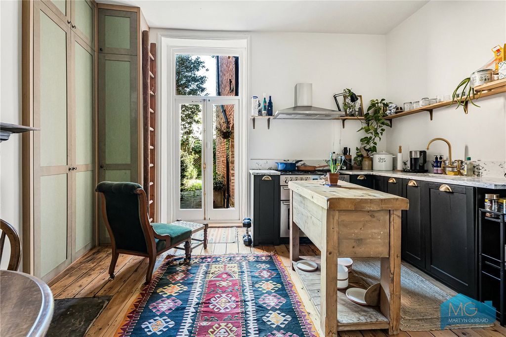 Property photo 2 of 15 Picture No. 25