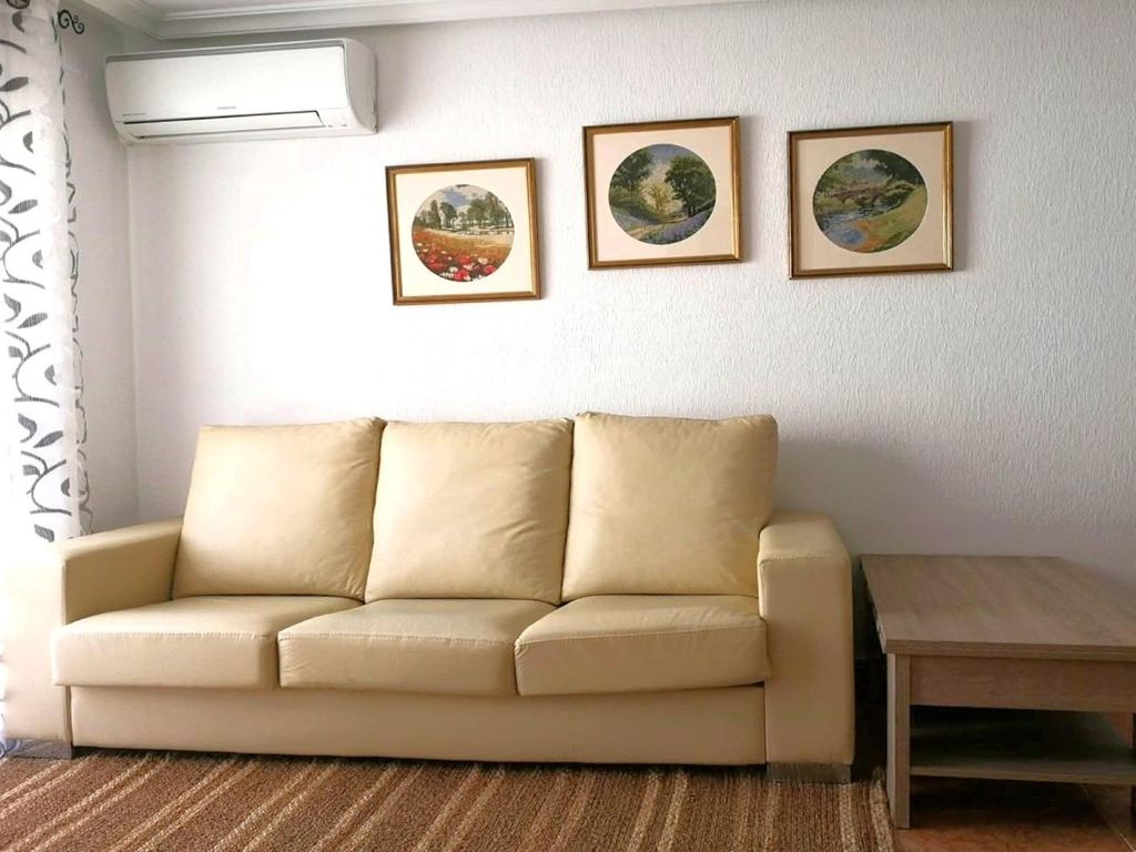 Property photo 3 of 31