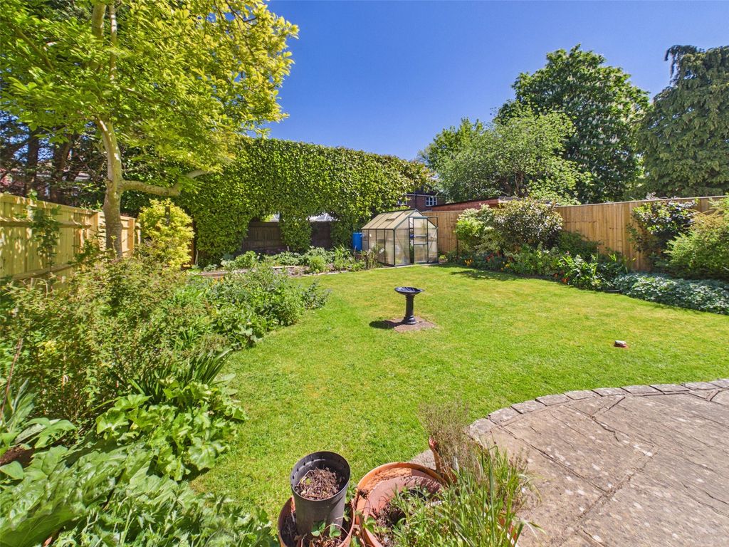Property photo 3 of 15 Picture No. 11