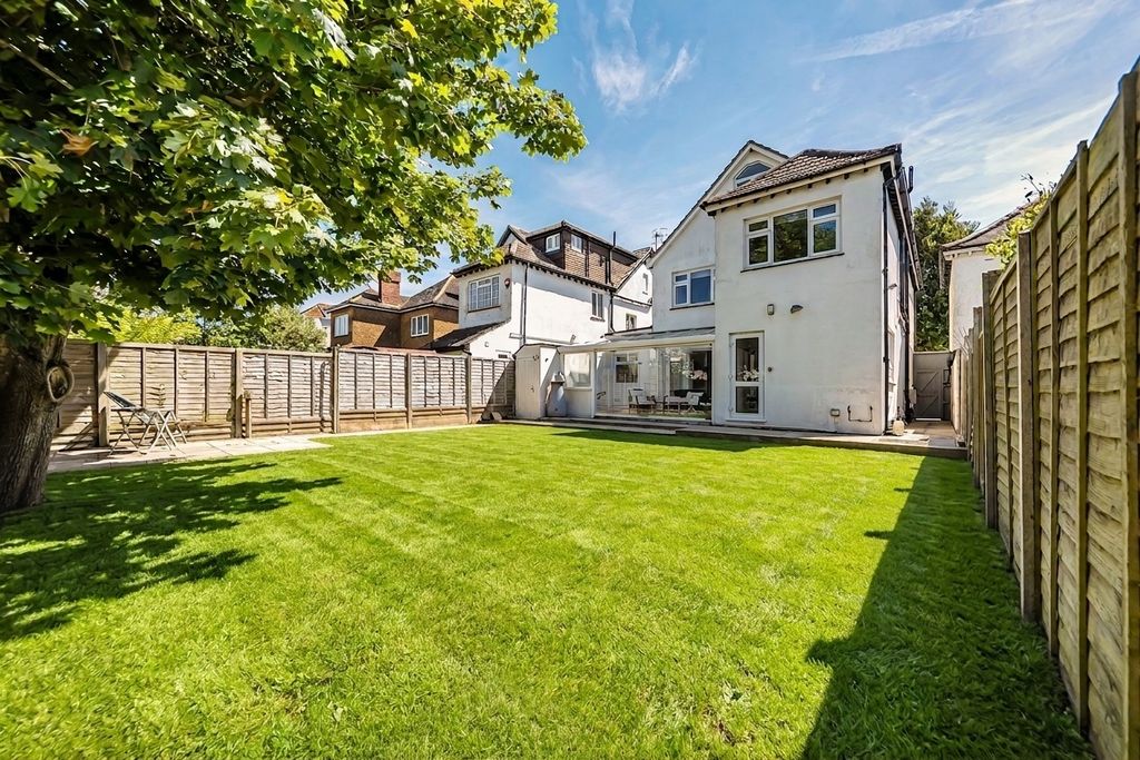 Property photo 3 of 19