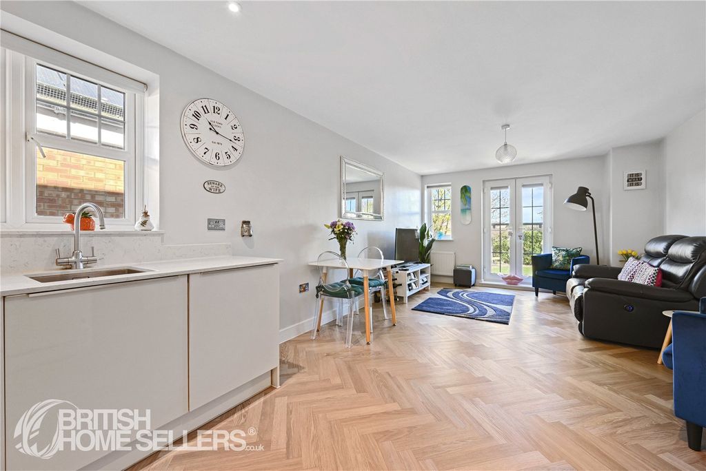 Property photo 3 of 11 Picture No. 08