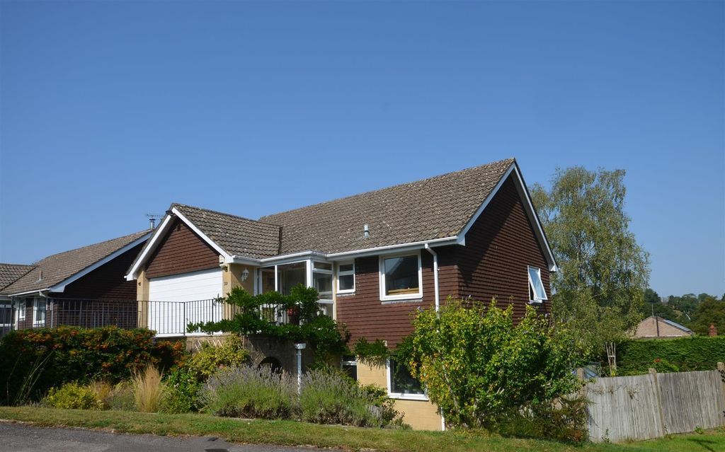 Property photo 1 of 14 Front