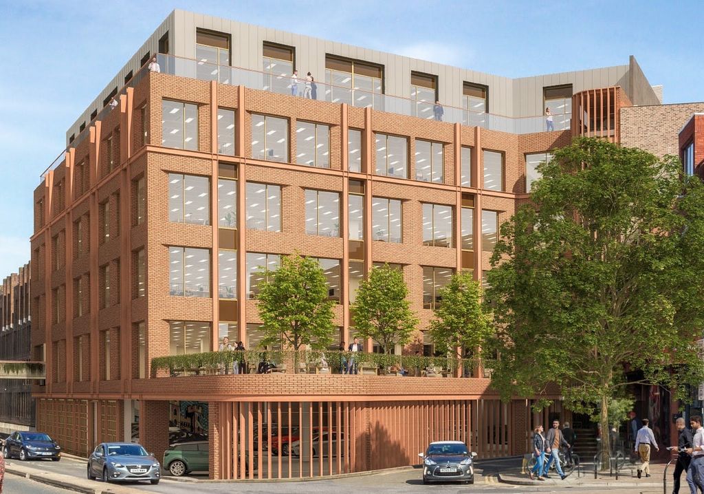 Property photo 1 of 4 No1 Windsor Royal  External .Jpg