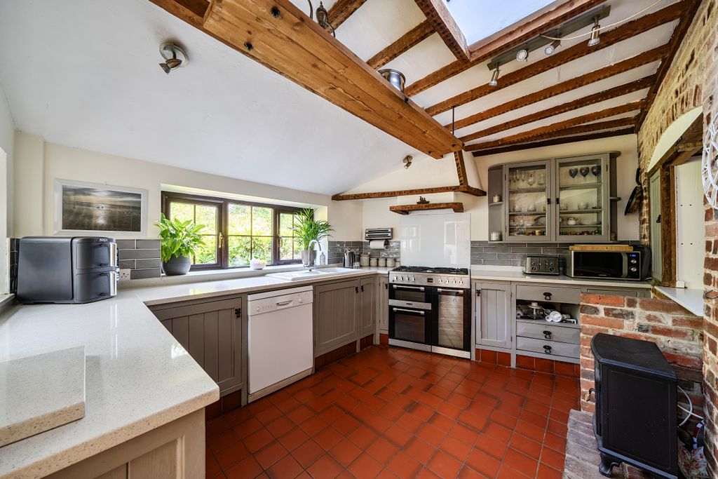 Property photo 3 of 16