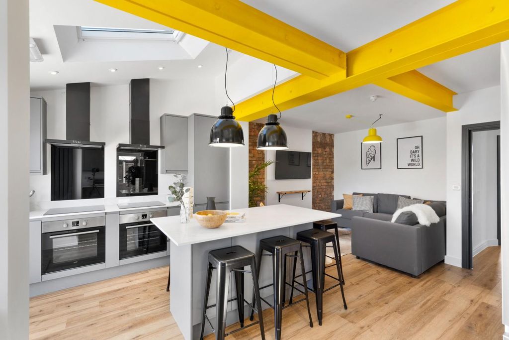 Property photo 2 of 11 2.Jpg