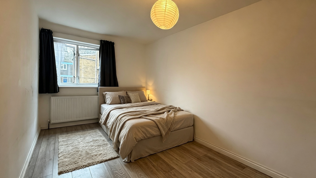 Property photo 1 of 8 Bedroom 4A