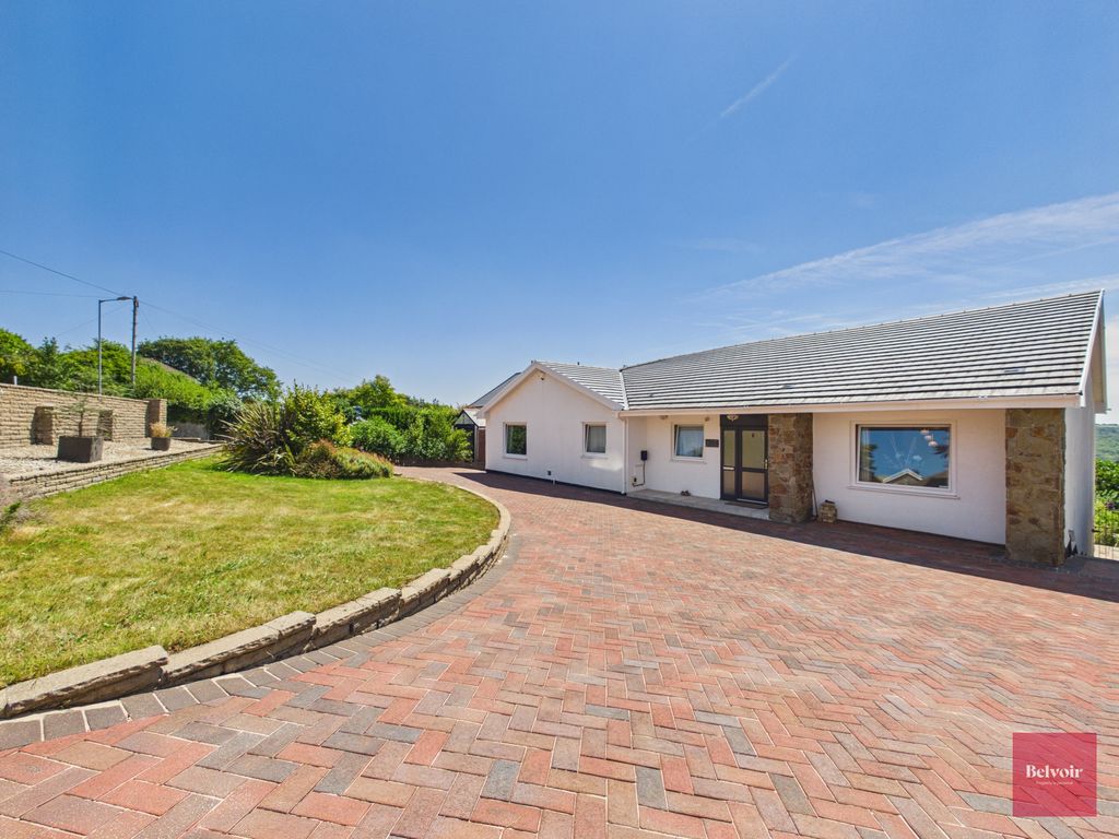 Property photo 1 of 39