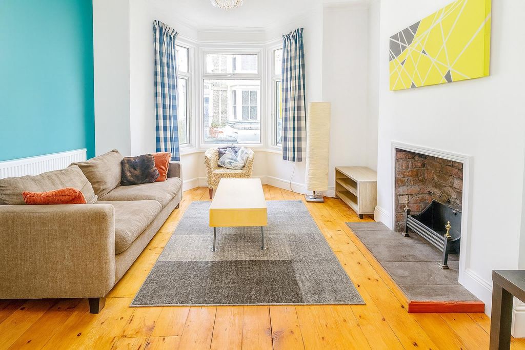 Property photo 1 of 8 Chatgpt Image Oct 20, 2025, 03_31_54 Pm.Png