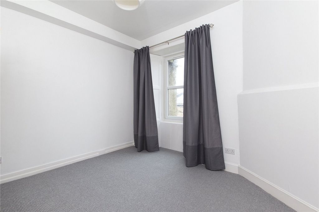 Property photo 1 of 7 Picture No. 06